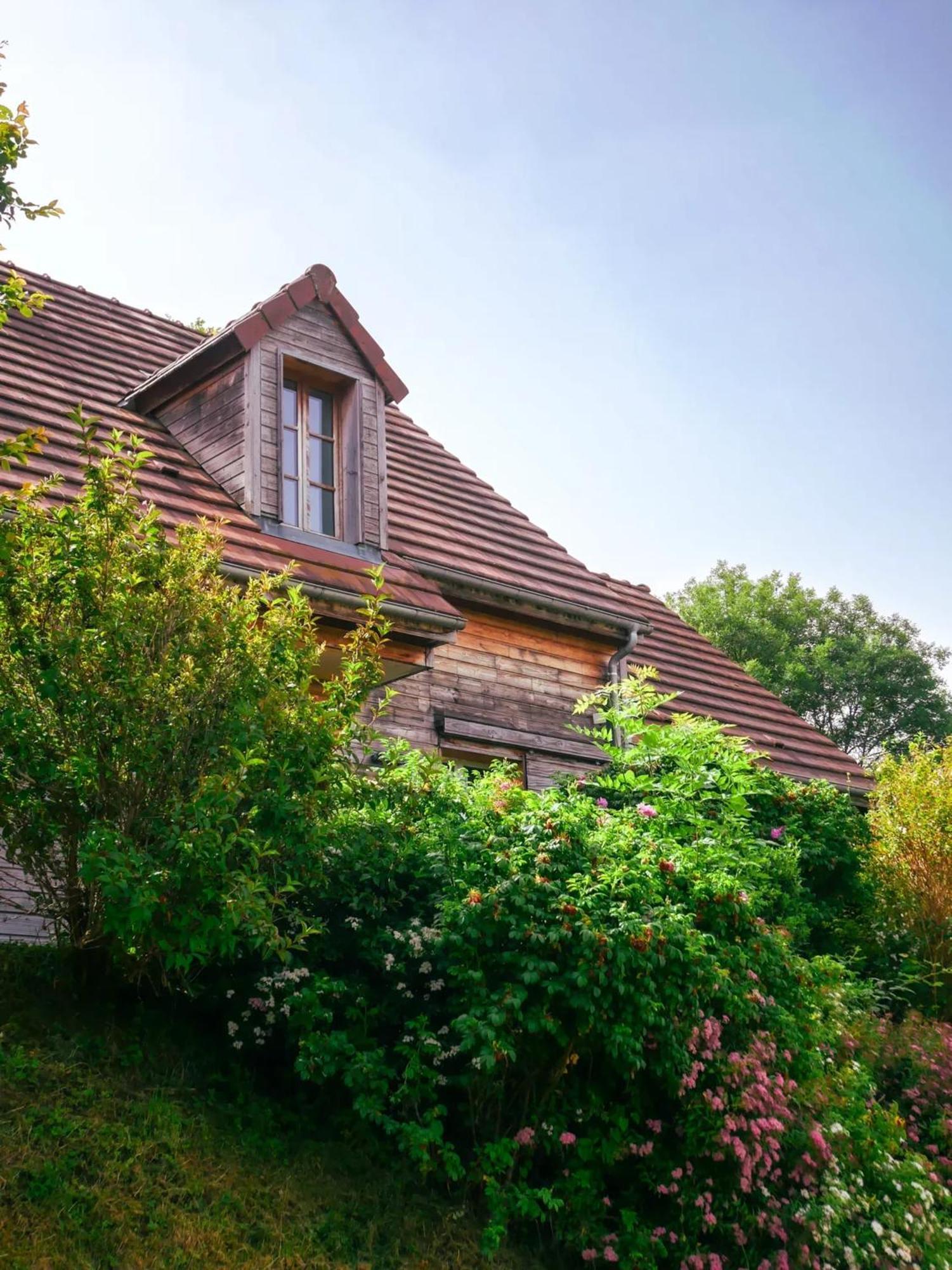 Chalet Chaleureux A Marigny-L'Eglise Avec Vue Sur Lac Et Montagne Ngoại thất bức ảnh